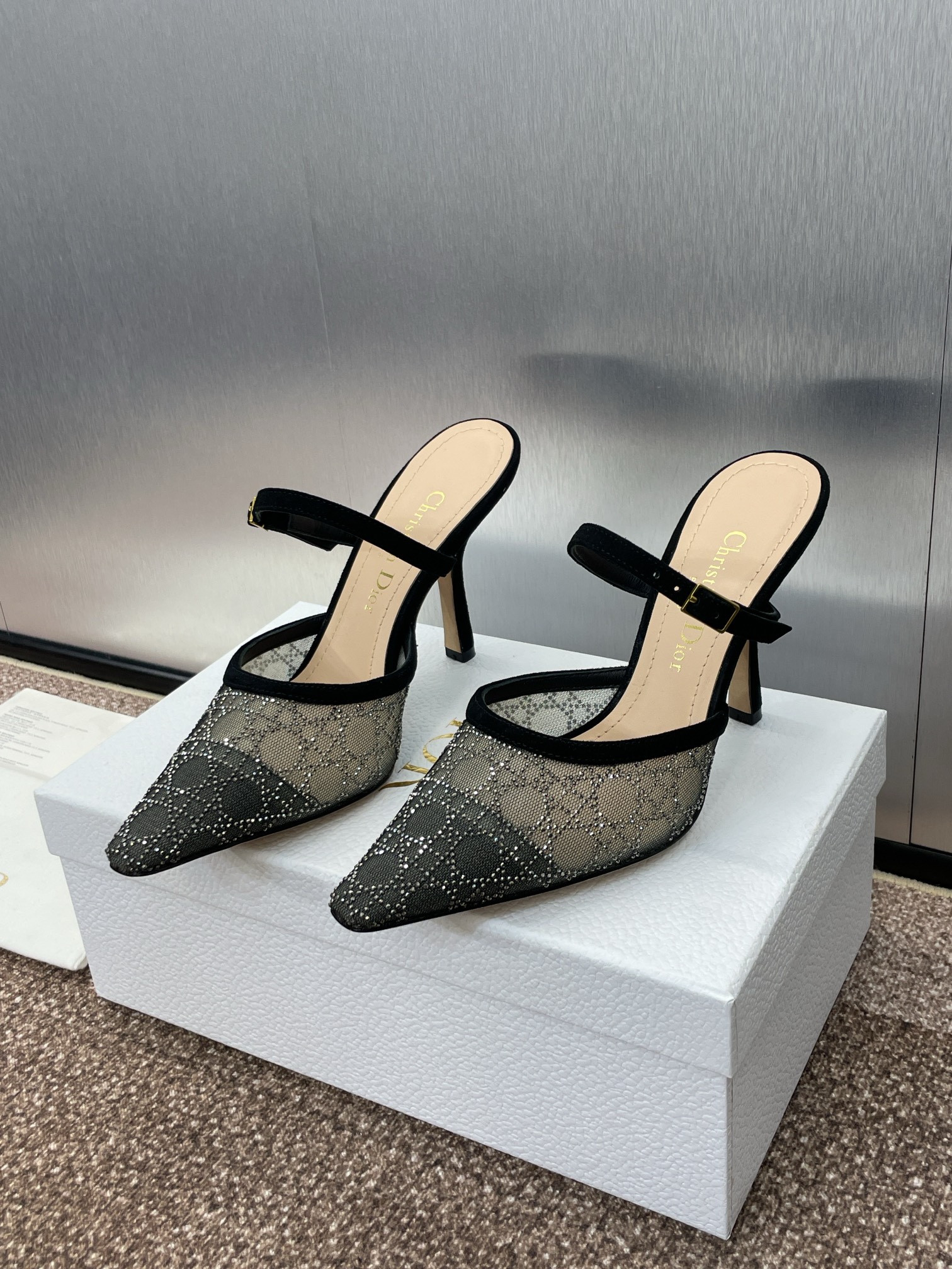 Diro Capture Heeled Mule